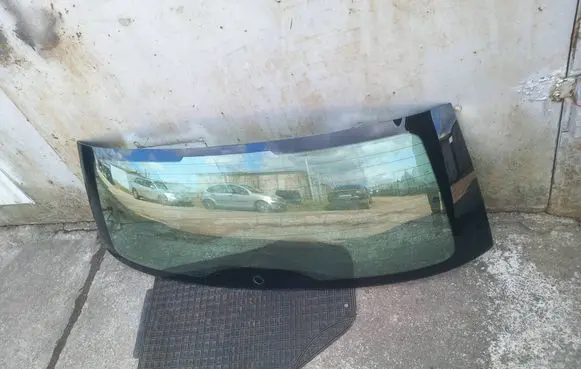 Skoda Fabia Mk2 (5J) Rear windscreen/windshield window 43R001057