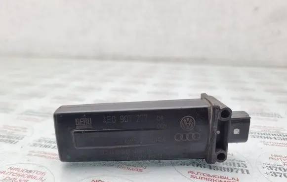 Audi A8 S8 D3 4E Tire pressure sensor 4E0907277