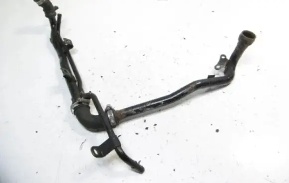 Audi A4 S4 B5 8D Engine coolant pipe/hose