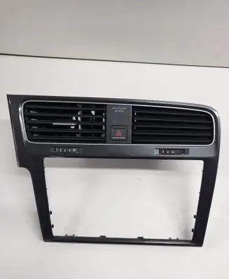 Dash center air vent grill