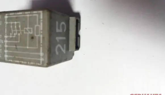 Audi A6 S6 C5 4B Other relay 443951253L