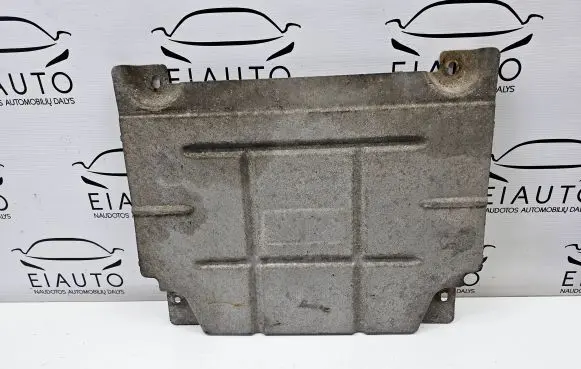 Ford Fusion II Engine splash shield/under tray