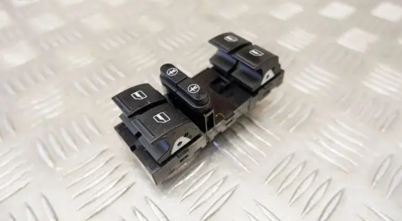 Volkswagen Touareg II Electric window control switch 7N0959857