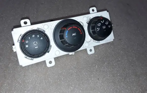 Opel Movano B Climate control unit 275100013RB2