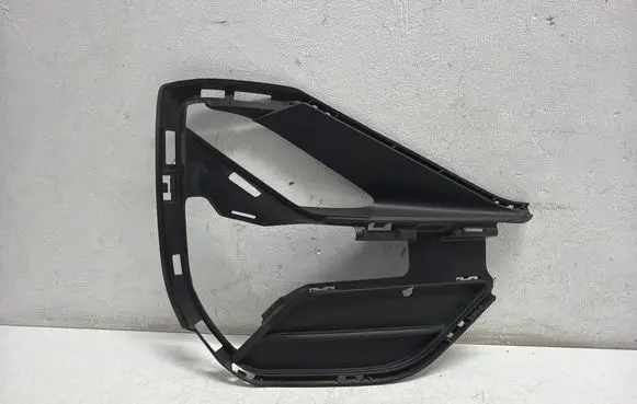 BMW X1 F48 F49 Front bumper lower grill 8497246 21163611