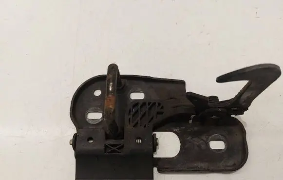 Volkswagen PASSAT B6 Engine bonnet/hood lock/latch loop/hook 3C0823480