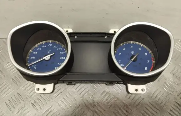 Maserati Ghibli Speedometer (instrument cluster) 670030640