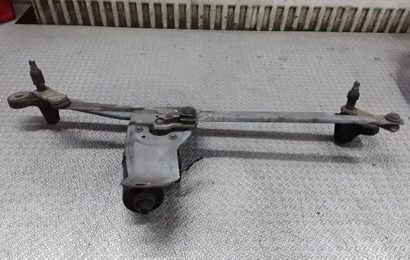 BMW X5 E53 Front wiper linkage and motor 24012673