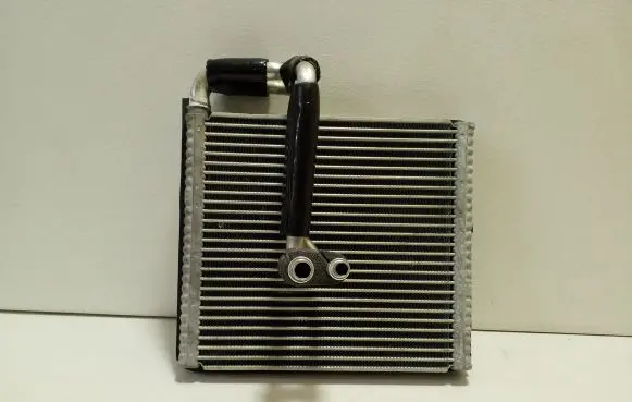 Air conditioning (A/C) radiator (interior)