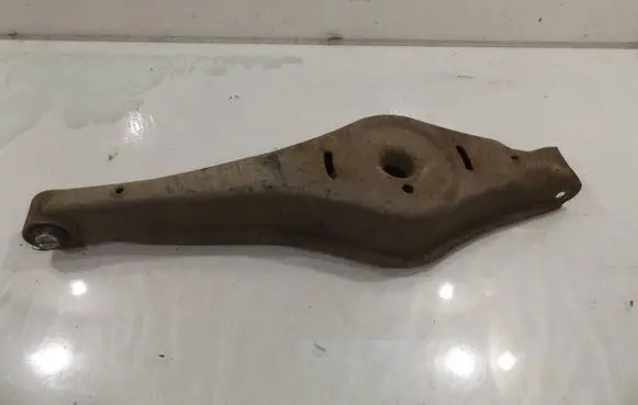 Volkswagen Touran I Rear upper control arm/wishbone