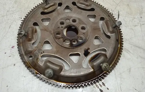 BMW 5 F10 F11 Flywheel 758514605