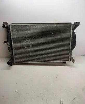 Audi A4 S4 B6 8E 8H Coolant radiator 8E0121251