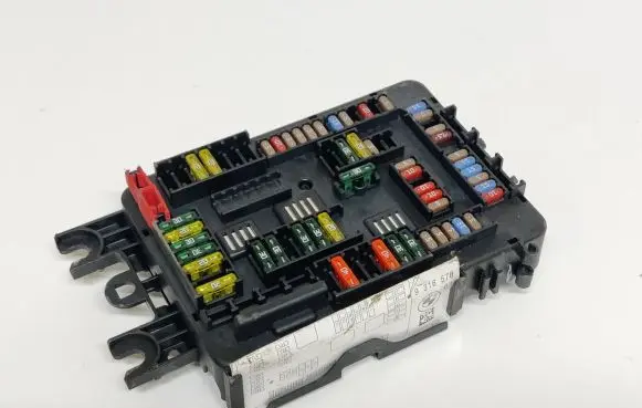 BMW X5 F15 Fuse module 9316569