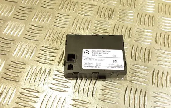 Mercedes-Benz C W203 Other control units/modules A2034450000 A2115403545