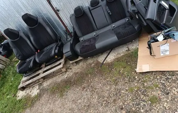 Peugeot 308 Seat set 