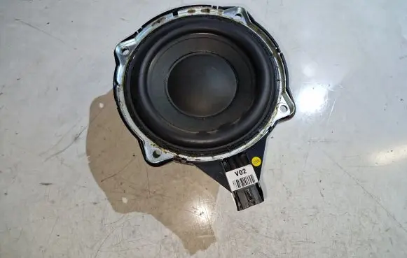 Hyundai i40 Subwoofer speaker 963803Z050