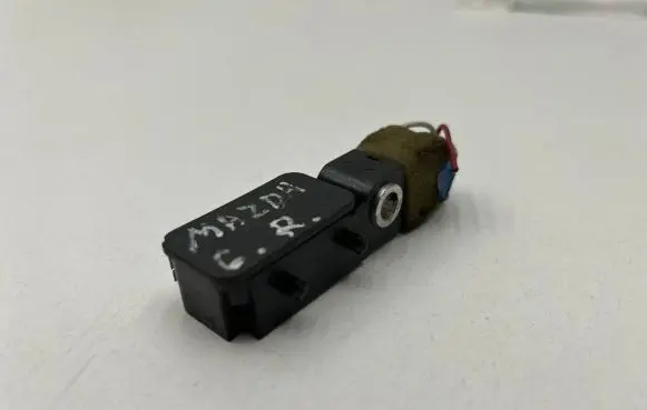 Mazda 6 Airbag deployment crash/impact sensor GJ6A57KC0