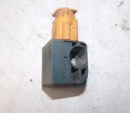 Suzuki Alto Airbag deployment crash/impact sensor 3893068K00 38930M68K00 30110104