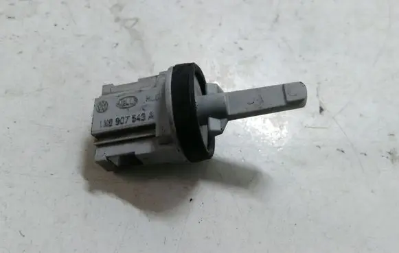 Volkswagen Golf Plus Interior temperature sensor 1K0907543A