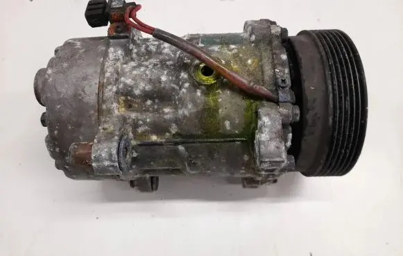 Volkswagen Passat Alltrack Air conditioning (A/C) compressor (pump) 357820803Q