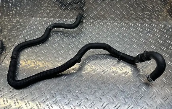 Renault Trafic III (X82) Engine coolant pipe/hose