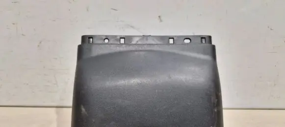 Volvo V70 Steering wheel column trim 8648402
