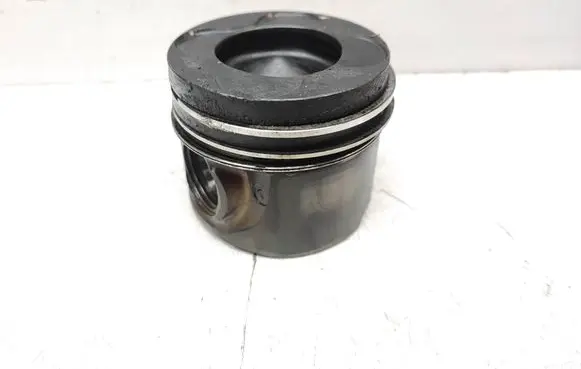 BMW X3 E83 Piston 84L107