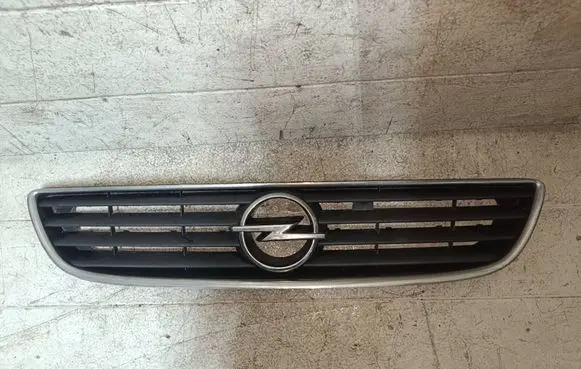 Opel Zafira A Front grill 90580685