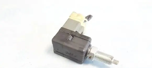 KIA Carnival Brake pedal sensor switch