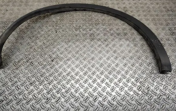 Nissan Qashqai+2 Rear arch trim 93828BR0