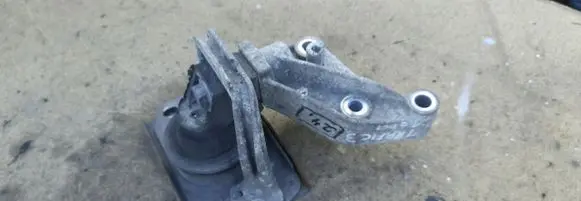 Renault Trafic III (X82) Engine mount vacuum valve 