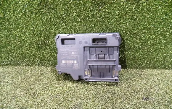 Opel Vivaro Ignition key card reader 285906813R 93457046