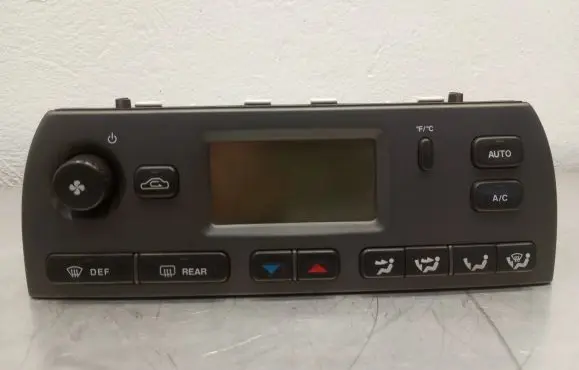 Jaguar X-Type Climate control unit 1X4H18C612GC X400EATC WQYA12903