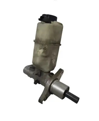 Master brake cylinder