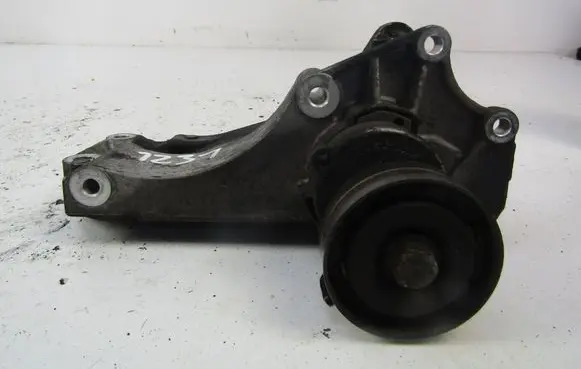 Volkswagen Golf IV Generator/alternator bracket 032145169A