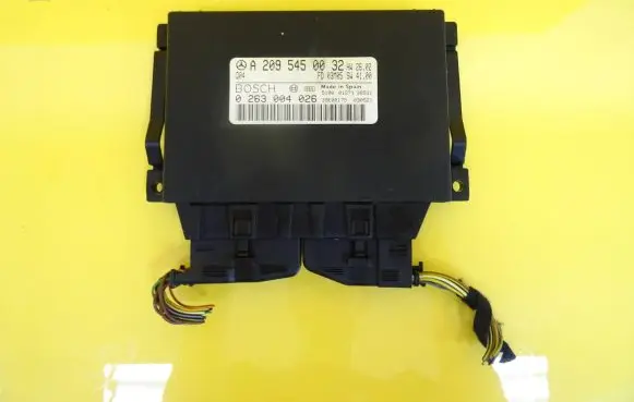 Mercedes-Benz CLK A209 C209 Parking PDC control unit/module A2095450032 0263004026