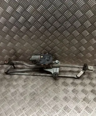 Front wiper linkage and motor