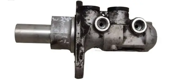 Mercedes-Benz B W246 W242 Master brake cylinder A2464300301 A2464300001