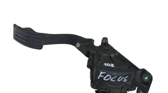 Ford Focus Accelerator throttle pedal 4M519F836AH