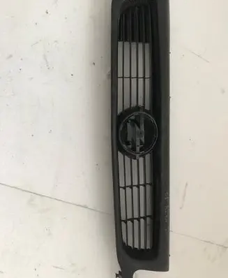Opel Astra F Front bumper upper radiator grill 0700602 0700601
