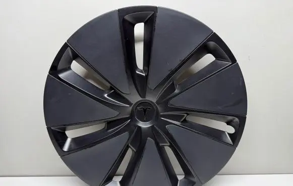 Tesla Model 3 R17 wheel hub/cap/trim 134423100B