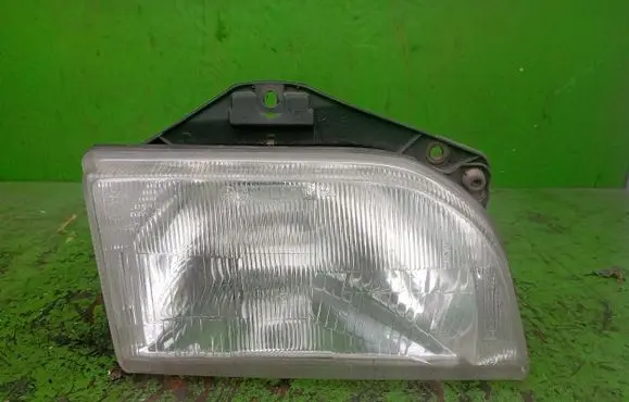 Ford Fiesta Headlight/headlamp