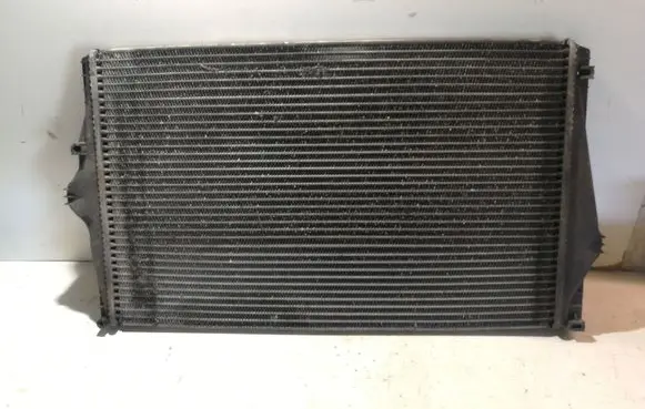 Volvo XC90 Intercooler radiator 30741579