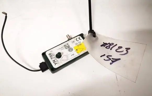 Volkswagen Touareg I Antenna control unit 7L6035577C
