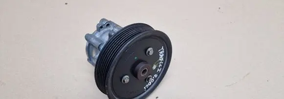 Renault Trafic II (X83) Power steering pump 7613955611