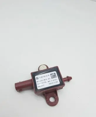 Mercedes-Benz C W205 Airbag deployment crash/impact sensor A2059059000 18010301346 5WK44472