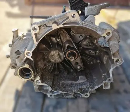 Seat Ibiza V (KJ) Manual 5 speed gearbox M5DF002