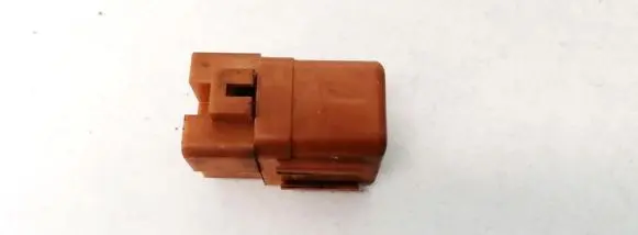 Nissan Almera Tino Other relay 2523079964 00723B