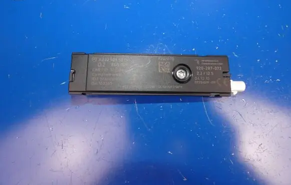 Mercedes-Benz GLA W156 X156 Aerial antenna amplifier A2229055804 ZGS001 920287B