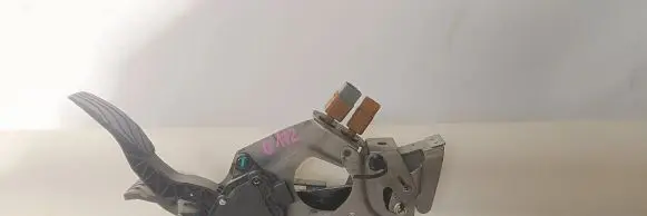 Renault Koleos II Pedal assembly 6PV31240499